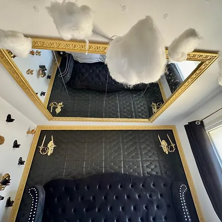 Caporizon - La Damoiselle 펜션 샹슬라드